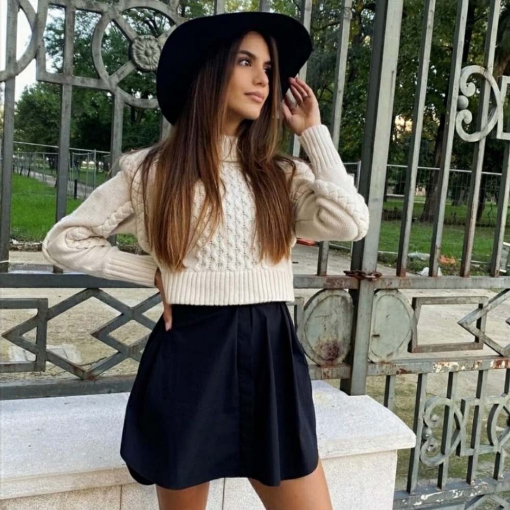 Zara shoulder pad knit sweater - Picture 4 of 4